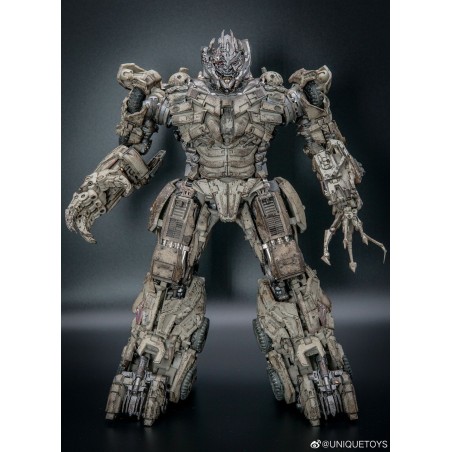 Unique Toys R-05 Desperado Battle Damaged Version