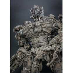 Unique Toys R-05 Desperado Battle Damaged Version